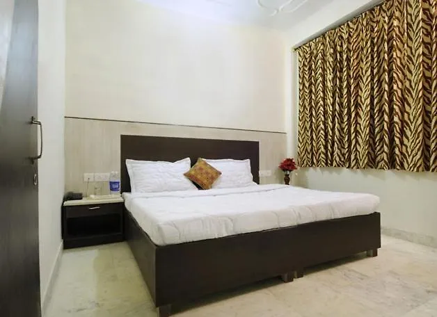 Hotel Suryam Palace Agra