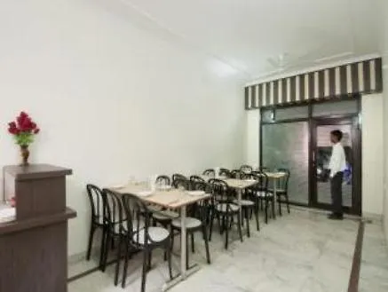 Hotel Suryam Palace Agra   Agra (Uttar Pradesh)